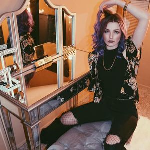 Meet your Posher, Haley